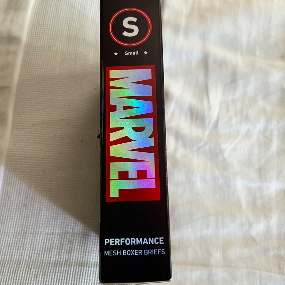 SOLD!! CAPTAIN AMERICA UNDERWEAR SIZE SMALL - Picture 4 of 7